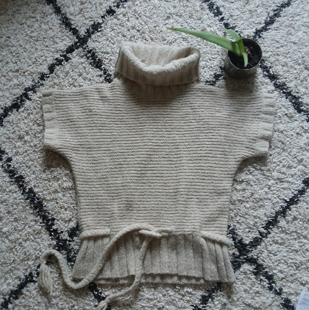 Chunky cozy knit top